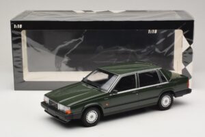 Volvo 740 GL Verde Închis Minichamps 1:18 155171702 Metal - imaginea 6 din 6