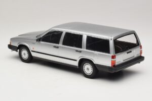 Volvo 740 GL Break Argintiu Minichamps 1:18 155171770 Metal - imaginea 5 din 6