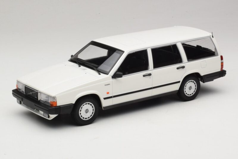 Volvo 740 GL Break Alb Minichamps 1:18 155171772 Metal