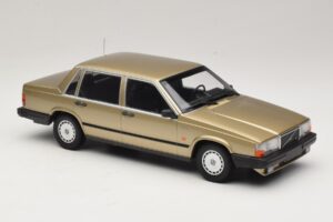 Volvo 740 GL Auriu Minichamps 1:18 155171700 Metal - imaginea 4 din 6