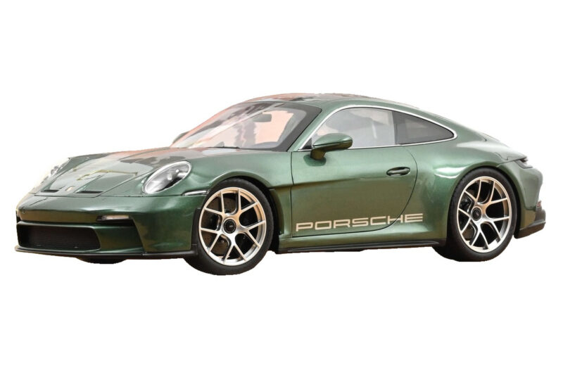 Porsche 911 992 S/T Malachite Green Metallic Norev 1:12 Porsche 911 992 S/T Malachite Green Metallic Norev 1:12 127552 Metal