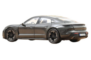 Porsche Taycan Turbo S Slate Grey Neo Norev 1:18 187654 Metal - imaginea 3 din 5