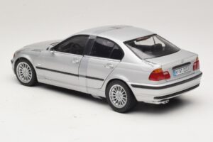BMW 3-Series E46 6-Cylinder Argintiu UT Models 1:18 20512 Metal - imaginea 5 din 6