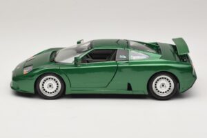 Bugatti EB110 Verde Metalizat Bburago 1:18 3003 Metal - imaginea 4 din 8
