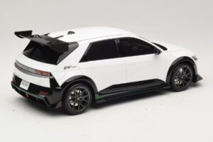 Hyundai Ioniq 5 N DK Edition Atlas White Matt Otto 1:18 OT1227 Rășină - imaginea 2 din 6