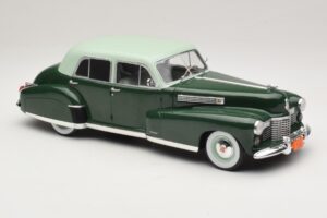 Cadillac Fleetwood Series 60 Special Verde MCG 1:18 MCG18657 Metal - imaginea 4 din 6
