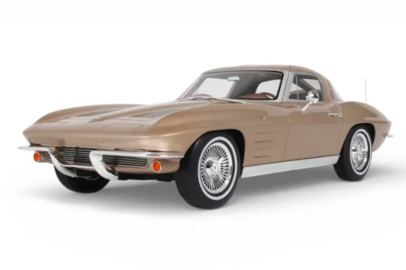 Chevrolet Corvette C2 Sting Ray Saddle Tan GT Spirit 1:12 GT1004 Rășină