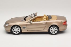 Mercedes SL500 R230 Travertine Beige Norev 1:18 183843 Metal - imaginea 5 din 9