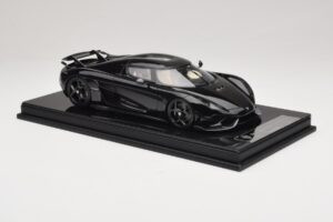 Koenigsegg Regera Negru Pachet Carbon Interior Bej FrontiArt 1:18 REMC042 Rășină - imaginea 4 din 7