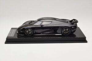 Koenigsegg Regera Negru Pachet Carbon FrontiArt 1:18 F079-179 Rășină - imaginea 3 din 7