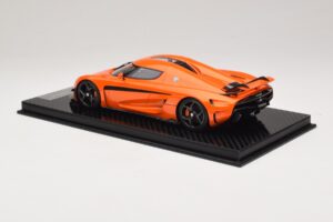 Koenigsegg Regera Portocaliu Pachet Carbon FrontiArt 1:18 F071-153 Rășină - imaginea 5 din 7