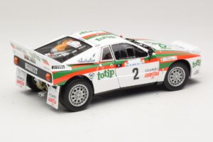 Lancia 037 #2 A. Bettega / M. Perissinot Rally San Marino 1984 Kyosho 1:18 08306F Metal - imaginea 3 din 8