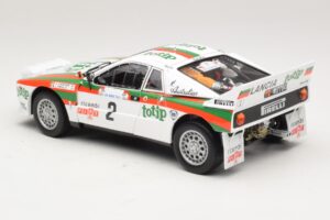 Lancia 037 #2 A. Bettega / M. Perissinot Rally San Marino 1984 Kyosho 1:18 08306F Metal - imaginea 7 din 8