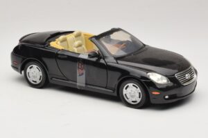 Lexus SC430 Cabriolet Negru Motormax 1:18 73119 Metal - imaginea 4 din 6
