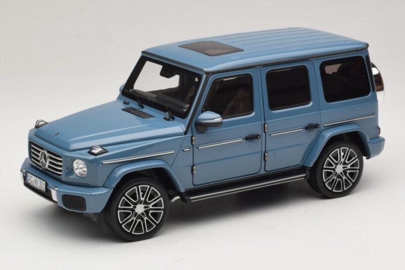Mercedes G-Class W465 Vintage Blue Norev 1:18 Mercedes G-Class W465 Vintage Blue Norev 1:18 183034 Metal