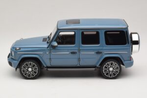 Mercedes G-Class W465 Vintage Blue Norev 1:18 183034 Metal - imaginea 3 din 6