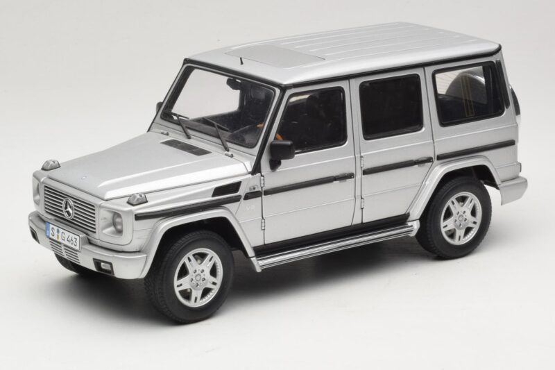 Mercedes G500 W463 LWB Ediție Dealer Argintiu AUTOart 1:18 B66962142 Metal