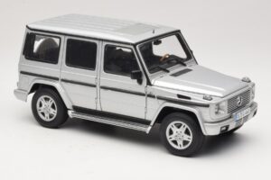 Mercedes G500 W463 LWB Ediție Dealer Argintiu AUTOart 1:18 B66962142 Metal - imaginea 6 din 8
