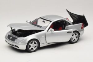 Mercedes SLK230 R170 AMG Roadster Argintiu UT Models 1:18 26152 Metal - imaginea 2 din 8