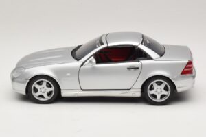 Mercedes SLK230 R170 AMG Roadster Argintiu UT Models 1:18 26152 Metal - imaginea 4 din 8