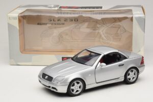 Mercedes SLK230 R170 AMG Roadster Argintiu UT Models 1:18 26152 Metal - imaginea 8 din 8