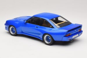Opel Manta B Albastru Metalizat MCG 1:18 MCG18258 Metal - imaginea 5 din 6