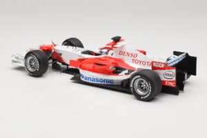 Panasonic Toyota Racing TF106 #11 J. Trulli 2006 Minichamps 1:18 AM59558L Metal - imaginea 5 din 7