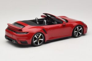 Porsche 911 992 Turbo S Cabriolet Roșu Închis Minichamps 1:18 PORSCHE007 Metal - imaginea 2 din 6