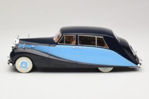 Rolls-Royce Silver Wraith Empress by Hooper Negru & Albastru Închis MCG 1:18 MCG18051 Metal - imaginea 3 din 6