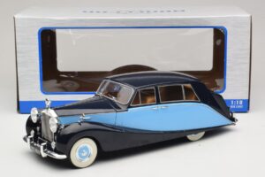 Rolls-Royce Silver Wraith Empress by Hooper Negru & Albastru Închis MCG 1:18 MCG18051 Metal - imaginea 6 din 6