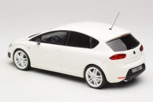 SEAT Leon Cupra R Mk2 Alb Otto 1:18 OT1332 Rășină - imaginea 5 din 6