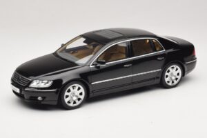 Volkswagen Phaeton 3D 6.0 W12 Negru Otto 1:18 OT1266 Rășină
