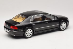 Volkswagen Phaeton 3D 6.0 W12 Negru Otto 1:18 OT1266 Rășină - imaginea 2 din 6