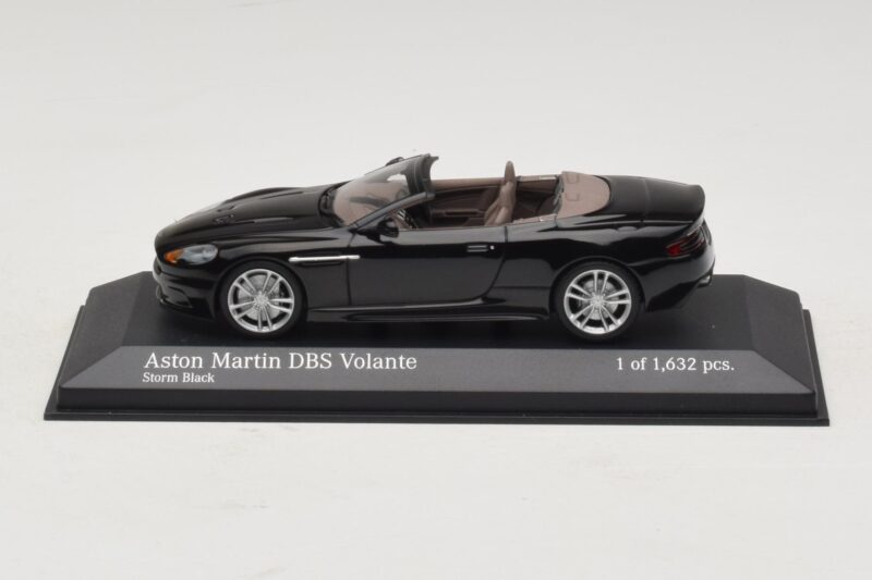 Aston Martin DBS Volante Negru Metalizat Minichamps 1:43 400137930 Metal