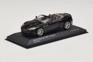 Aston Martin DBS Volante Negru Metalizat Minichamps 1:43 400137930 Metal - imaginea 2 din 4