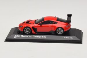Aston Martin V12 Vantage GT3 Roșu Minichamps 1:43 4371121392 Metal