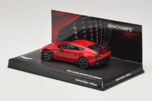 Aston Martin V12 Zagato Roșu Minichamps 1:43 437137220 Metal - imaginea 3 din 5