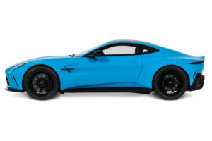 Aston Martin Vantage Elwood Blue GT Spirit 1:18 GT1008 Rășină - imaginea 3 din 5