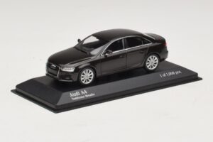 Audi A4 B8 Maro Metalizat Minichamps 1:43 410011000 Metal - imaginea 2 din 3
