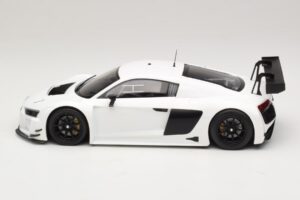 Audi R8 LMS Ultra Alb 2015 Minichamps 1:18 153151100 Metal - imaginea 3 din 6