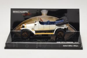 Audi Typ A Phaeton Alb Albastru Minichamps 1:43 437019032 Metal