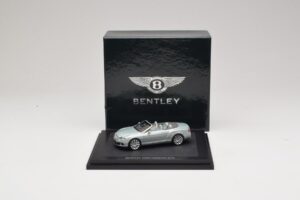 Bentley Continental GTC Light Grey Metallic Minichamps 1:43 BL907 Metal - imaginea 3 din 4