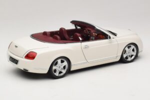 Bentley Continental GTC Alb Cutie De Schimb Minichamps 1:18 100139032-R1 Metal - imaginea 3 din 8