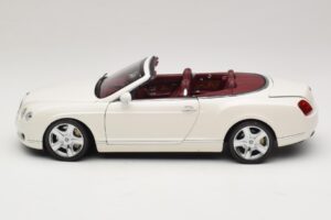Bentley Continental GTC Alb Cutie De Schimb Minichamps 1:18 100139032-R1 Metal - imaginea 4 din 8