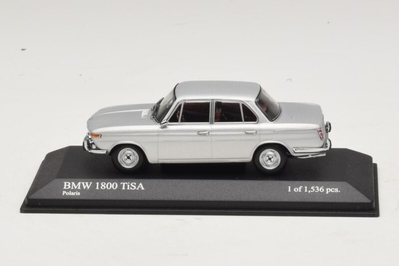 BMW 1800 TI/SA Argintiu Minichamps 1:43 BMW 1800 TI/SA Argintiu Minichamps 1:43 400025100 Metal