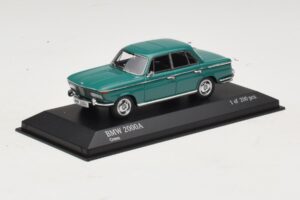 BMW 2000A Verde Minichamps 1:43 437023001 Metal - imaginea 2 din 4
