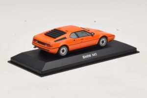 BMW M1 Portocaliu Maxichamps 1:43 940025020 Metal - imaginea 2 din 4