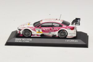 BMW M3 E92 DTM #16 A. Priaulx BMW Team RMG DTM 2013 Minichamps 1:43 410132216 Metal
