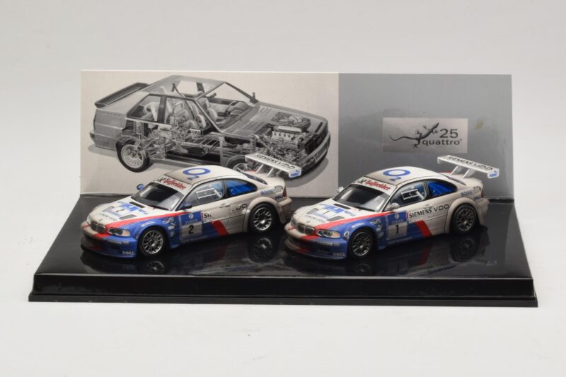BMW M3 GTR Schnitzer Motorsport J. Müller / D. Müller / H-J. Stuck / P. Lamy Nürburgring 24 Hours Ediție Câștigător Set 2004 Minichamps 1:43 BMW M3 GTR Schnitzer Motorsport J. Müller / D. Müller / H-J. Stuck / P. Lamy Nürburgring 24 Hours Ediție Câștigător Set 2004