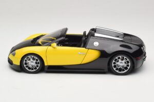 Bugatti Veyron Grand Sport Black Lemon Minichamps 1:18 100110831 Metal - imaginea 4 din 8